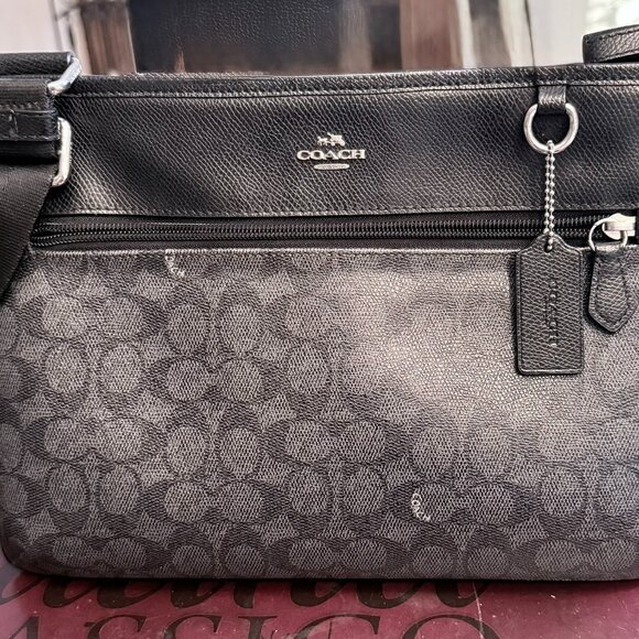 COACH purse - Picture 1 of 8